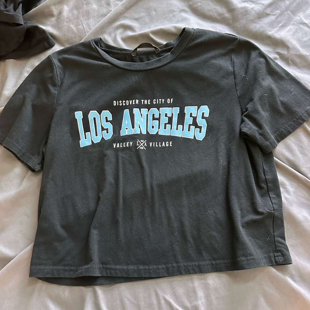 SHEIN size M cropped black t shirt